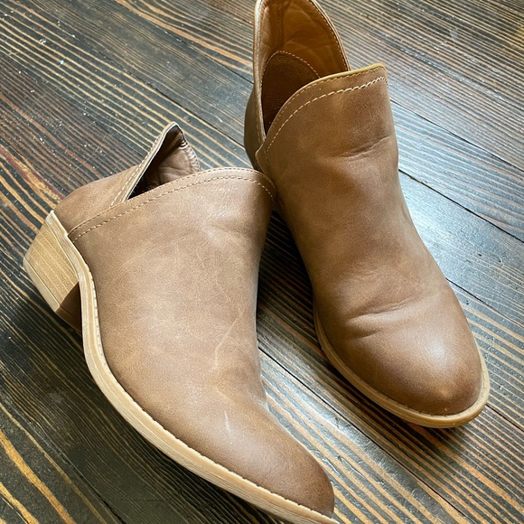 Booties - Picture 2 of 4